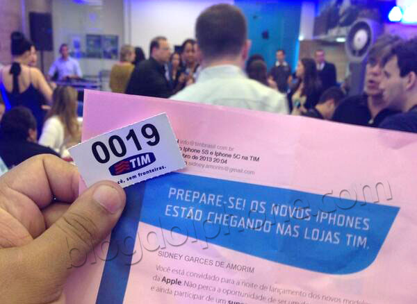 Lançamento do iPhone 5s no Brasil