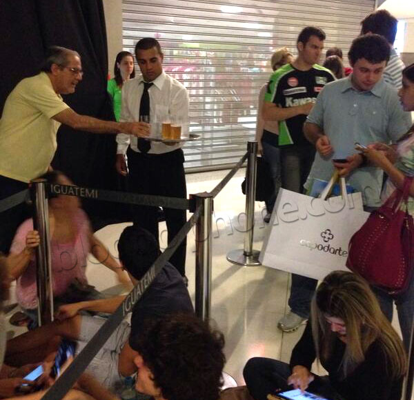 Lançamento do iPhone 5s no Brasil