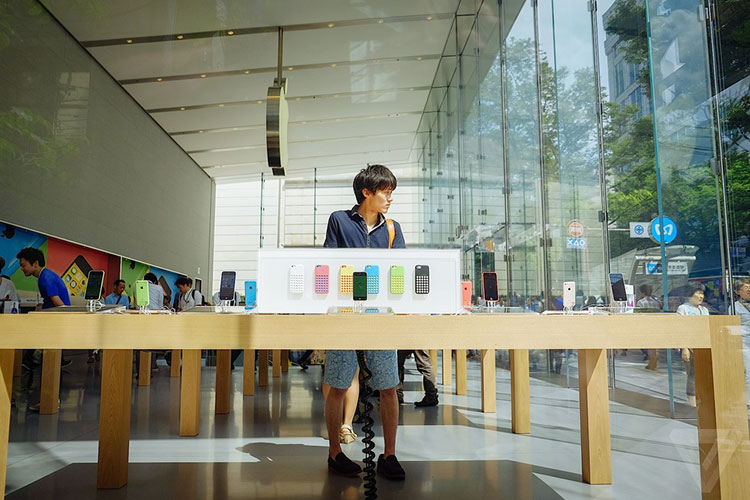 Omotesando Apple Store