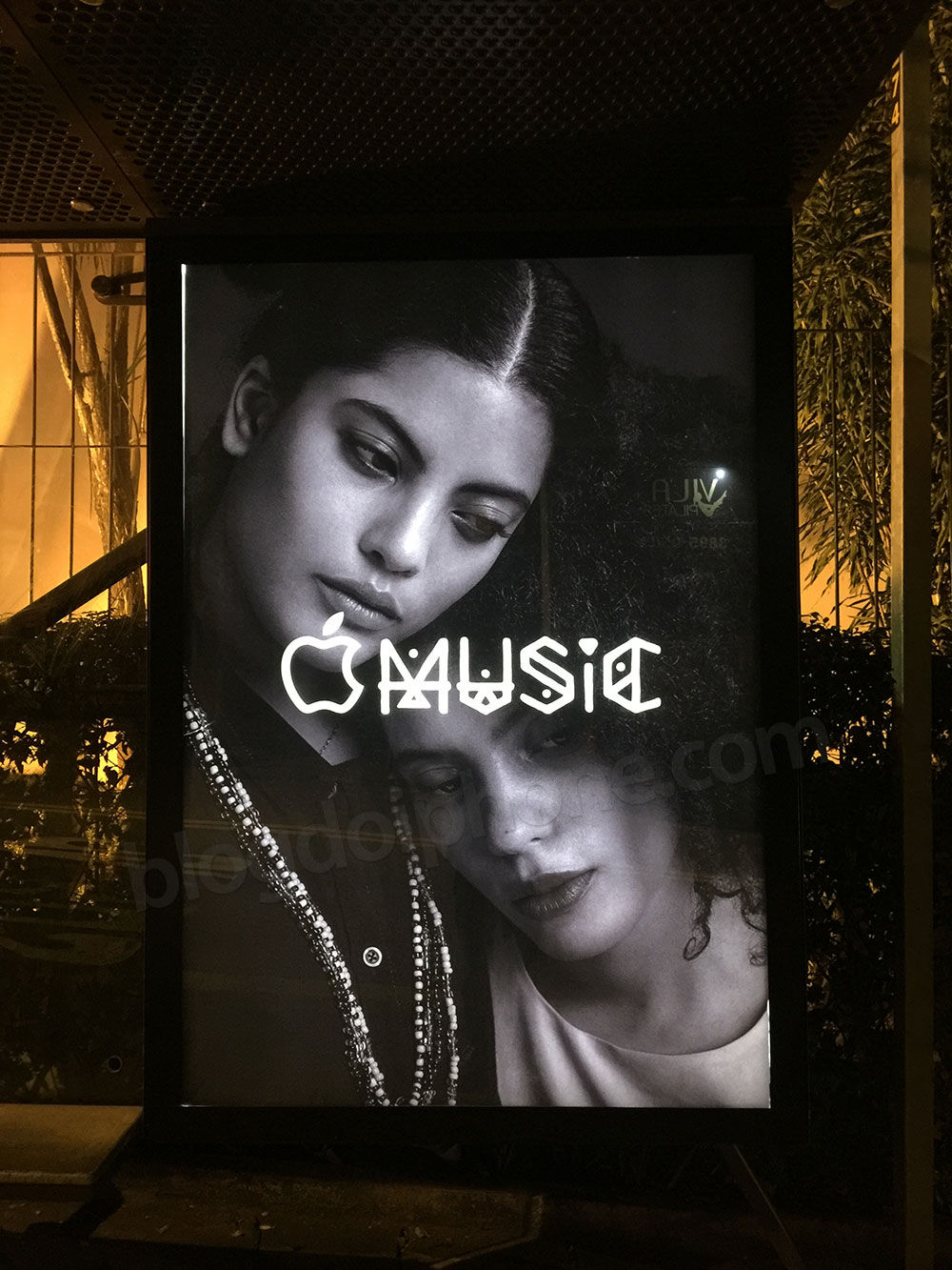 Cartaz Apple Music