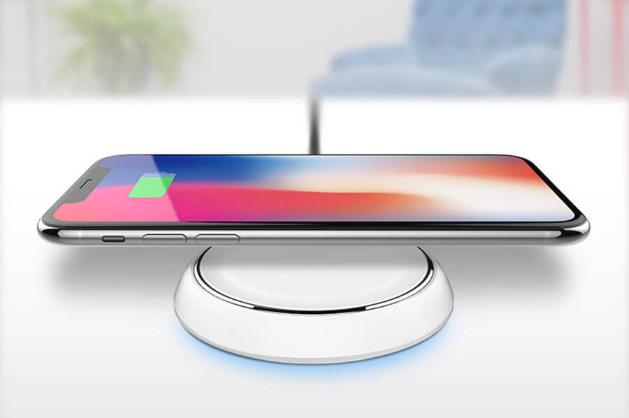 iPhone sobre base indução