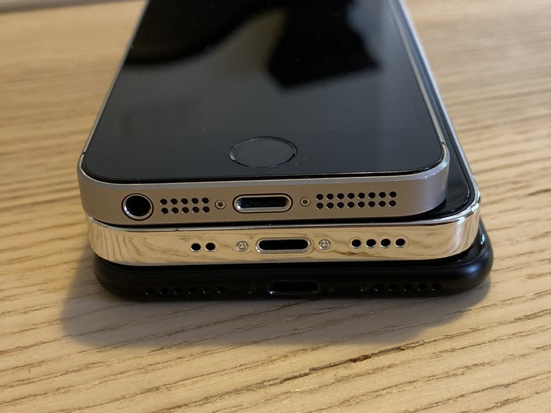 iPhone 2020