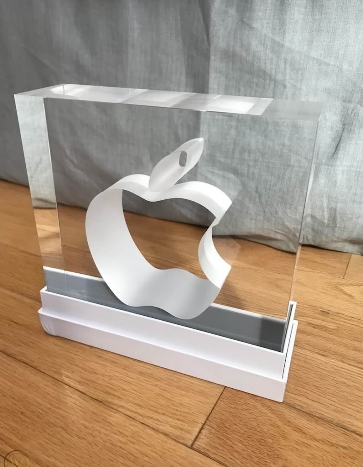Antigo premio 10 anos Apple » Blog do iPhone